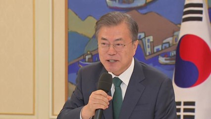 문 대통령·사회원로 오찬..."꽉 막힌 정국, 문 대통령이 나서야" / YTN
