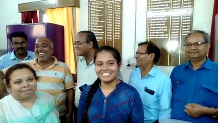 CBSE Result 2019: रायबरेली की ऐश्वर्या सिन्हा बनी सेकेंड टॉपर, माता-पिता को दिया सफलता का श्रेय