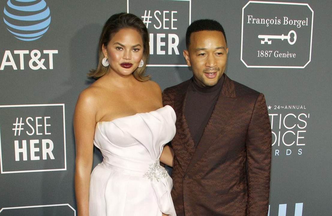 Chrissy Teigen présentera des émissions culinaires pour Hulu