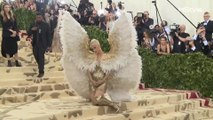 Right Now: Katy Perry Met Gala Red Carpet 2018