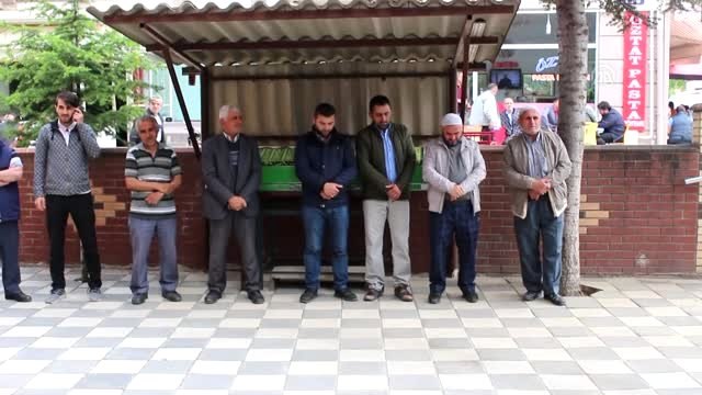 Üçüncü Kattan Düşerek Ölen Çocuk Toprağa Verildi