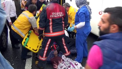 TEM'de otobüs tıra çarptı: 7 yaralı