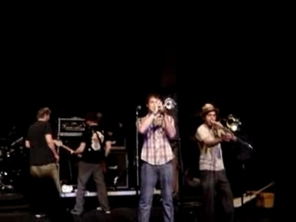 Mad Caddies- Drinking for 11- LIVE!