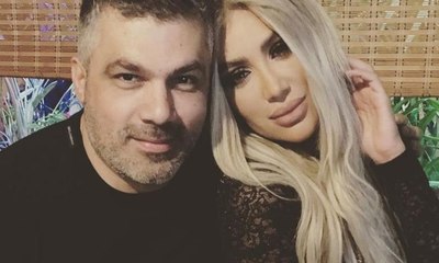 قبلة علنيّة بين مايا دياب وفارس كرم !