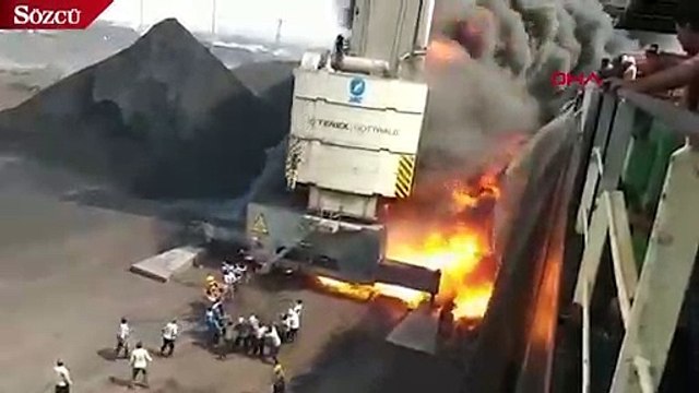 Yanan vinçte mahsur kalan işçi 15 metreden aşağı atladı