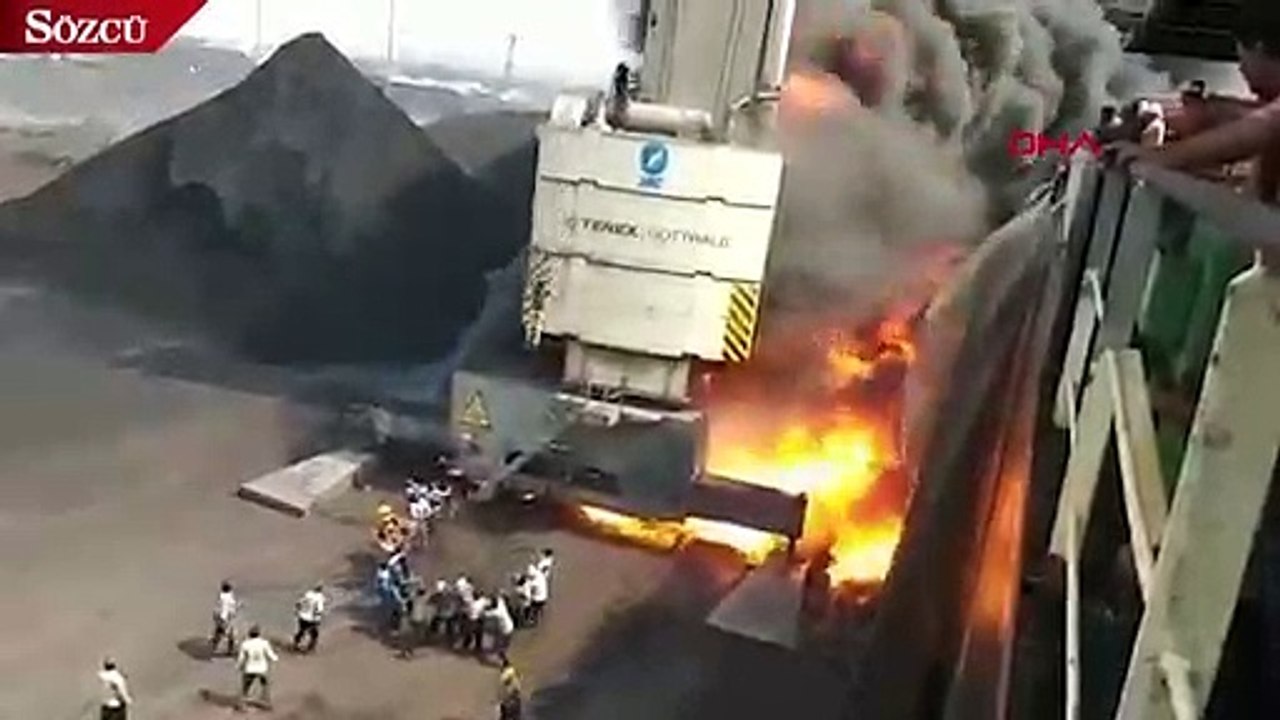 Yanan vinçte mahsur kalan işçi 15 metreden aşağı atladı