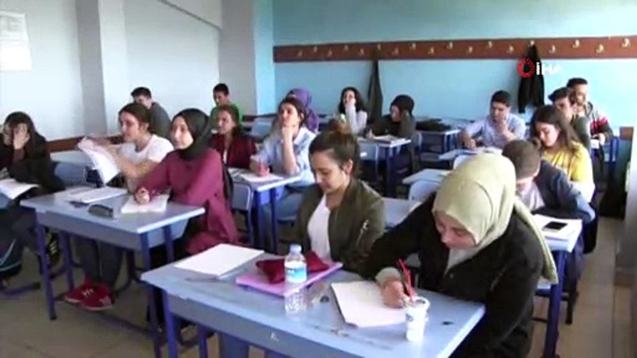 Hilmi Güler’den örnek proje...Güler, 81 öğrenciye özel kurs imkanı sağladı