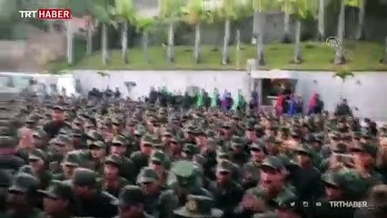 Venezuela Devlet Başkanı Maduro'dan gövde gösterisi