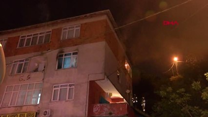 Yangında Mahsur Kalan Anne Baba ve 2 Aylık Bebeği İtfaiye Kurtardı