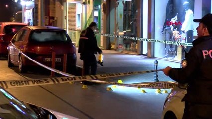 İstanbul Kadıköy'de Önce Bir İş Yerine Sonra Polislere Ateş Açtılar: 2 Yaralı