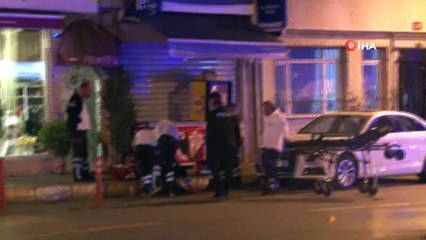 Kadıköy’de önce çevreye ateş açtılar sonra da polisle çatıştılar: 2 yaralı