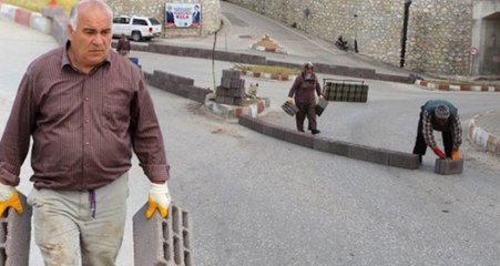 "Tapulu Malım" Dediği Alt Geçidi Trafiğe Kapattı