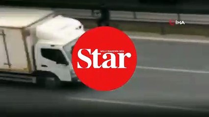 E-5’de akan trafiğe aldırmadan yolun karşısına böyle geçti