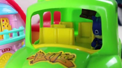 Pijamaskeliler kreşe gidiyor romeo yaramazlık yapıyor - çizgi film