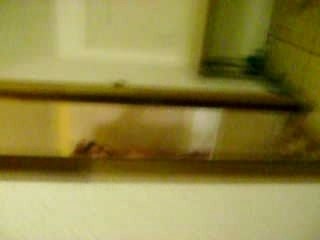 C'est chaud dans les douches... !