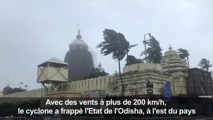 L'État indien Puri sous des rafales de vent à l'approche de Fani