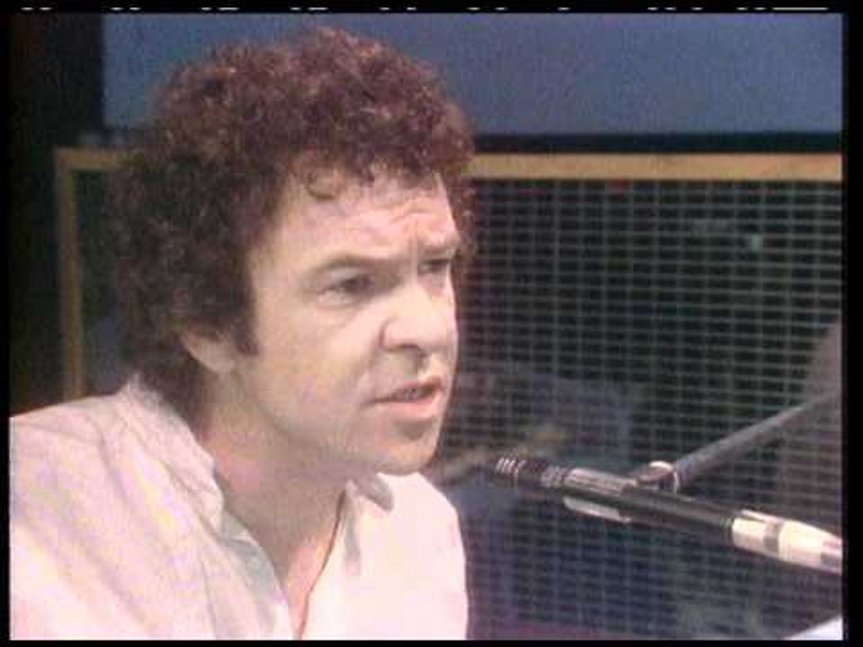The Fortunes - Here It Comes Again