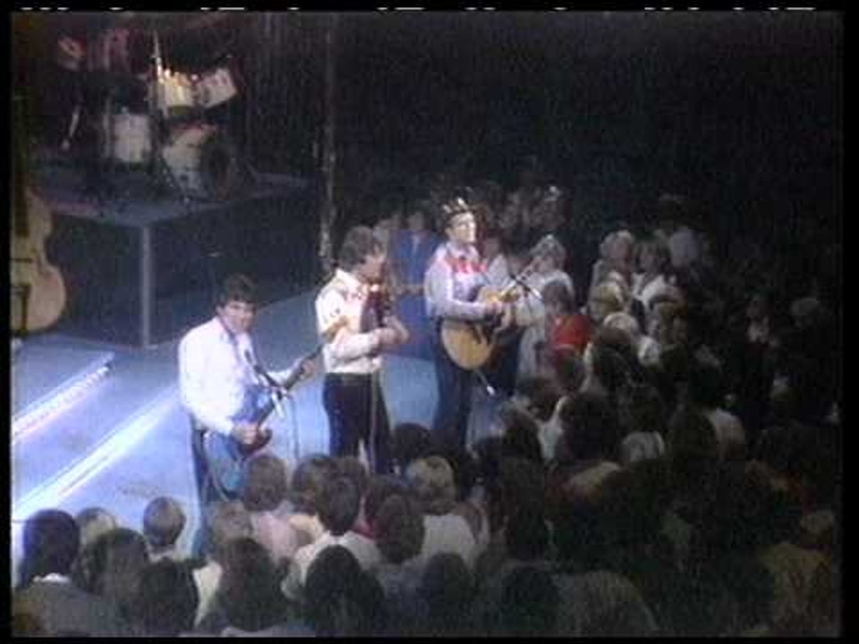 Pinkerton's Assorted Colours - Mirror, Mirror