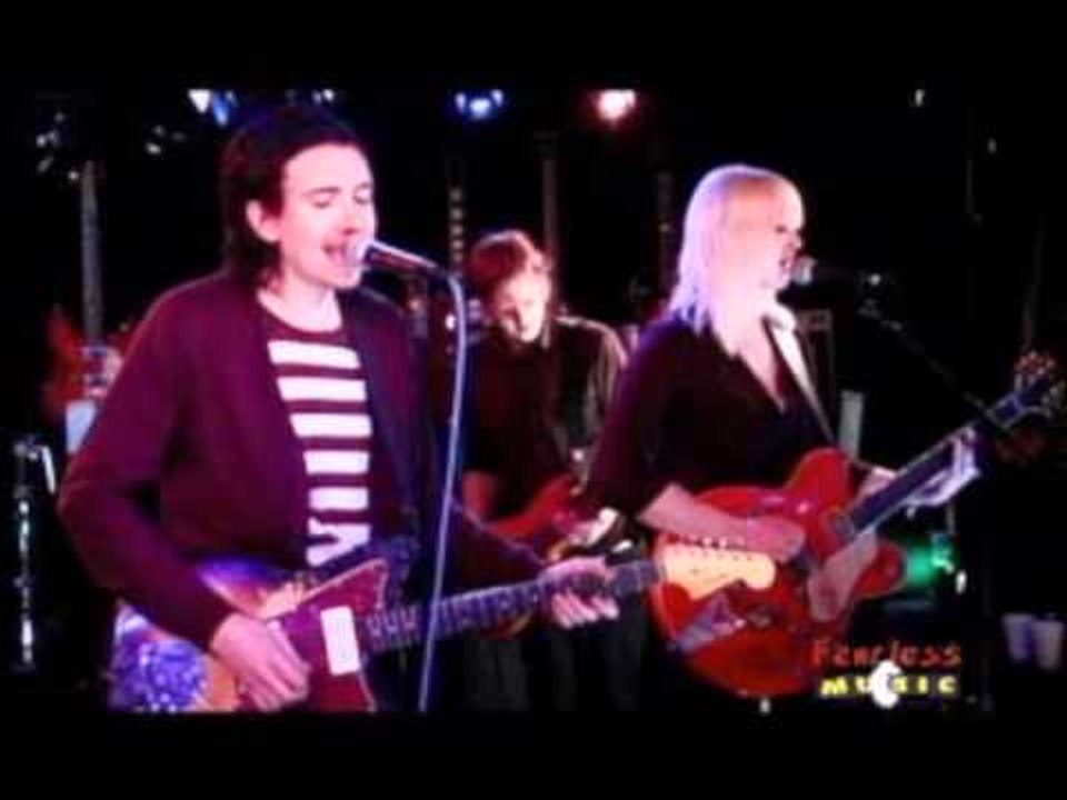 The Raveonettes - Love In A Trashcan