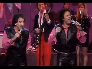 The Dovells - You Can't Sit Down