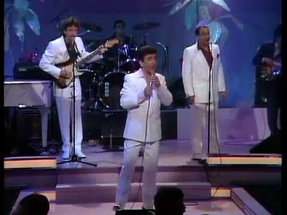 The Original Juniors - Sometimes When I'm All Alone