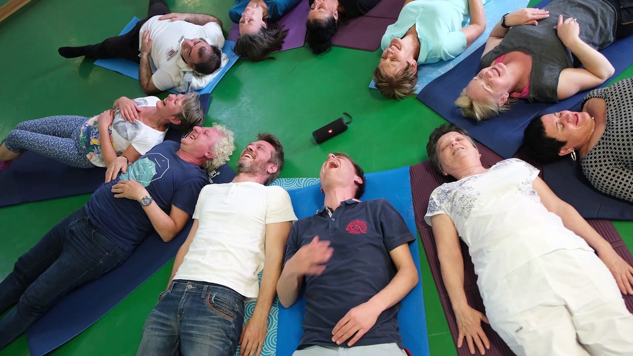 Yoga du Rire en Entreprise