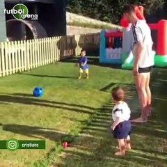 Cristaino Ronaldo ve çocuklarının keyifli anları