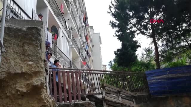 Kocaeli İnşaattaki Toprak Kayması Site Sakinlerini Korkuttu