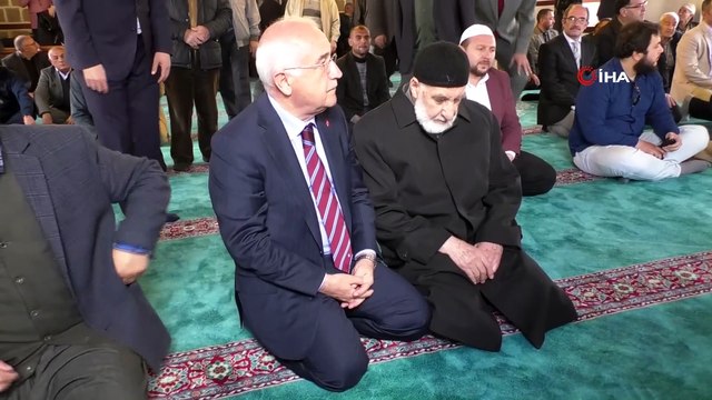 Cemil Çiçek, İmam-ı Azam Mescidi'nin açılışını yaptı