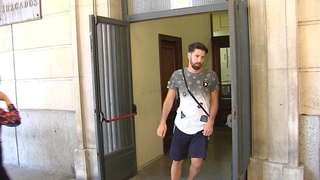 Integrantes de 'La Manada' acuden a firmar a los juzgados