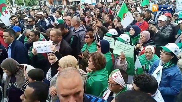 قسنطينة: مسيرة سلمية للجمعة الحادية عشر دعما للحراك