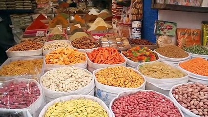 سكان العاصمة الليبية يستقبلون رمضان بجيوب فارغة وحرب مرهقة