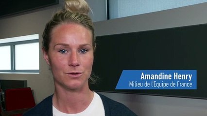 Henry «Vivre les mêmes émotions que les garçons» - Foot - CM (F) - Bleues