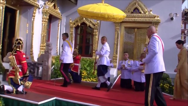 สมเด็จพระเจ้าอยู่หัวฯ สมเด็จพระราชินีสุทิดาฯ และพระบรมวงศานุวงศ์ทรงประกอบพระราชพิธีบรมราชาภิเษก (3 พ.ค. 2562) ทรงพระเจริญ