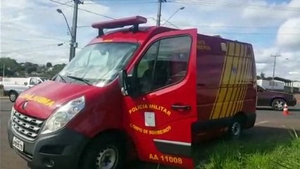 Idoso sofre fratura em colisão de trânsito no viaduto da Rua Jacarezinho