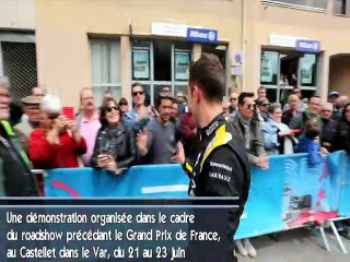 Une Formule 1 dans les rues de Châteaurenard