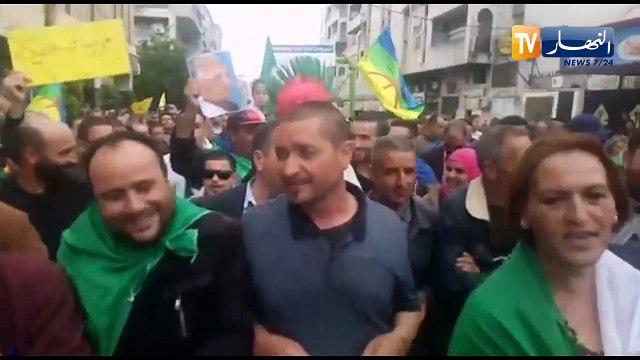 روح آيت أحمد حاضرة بمسيرة تيزي وزو ياسي لحسين مازالنا معارضين ، مازالنا وطنيين
