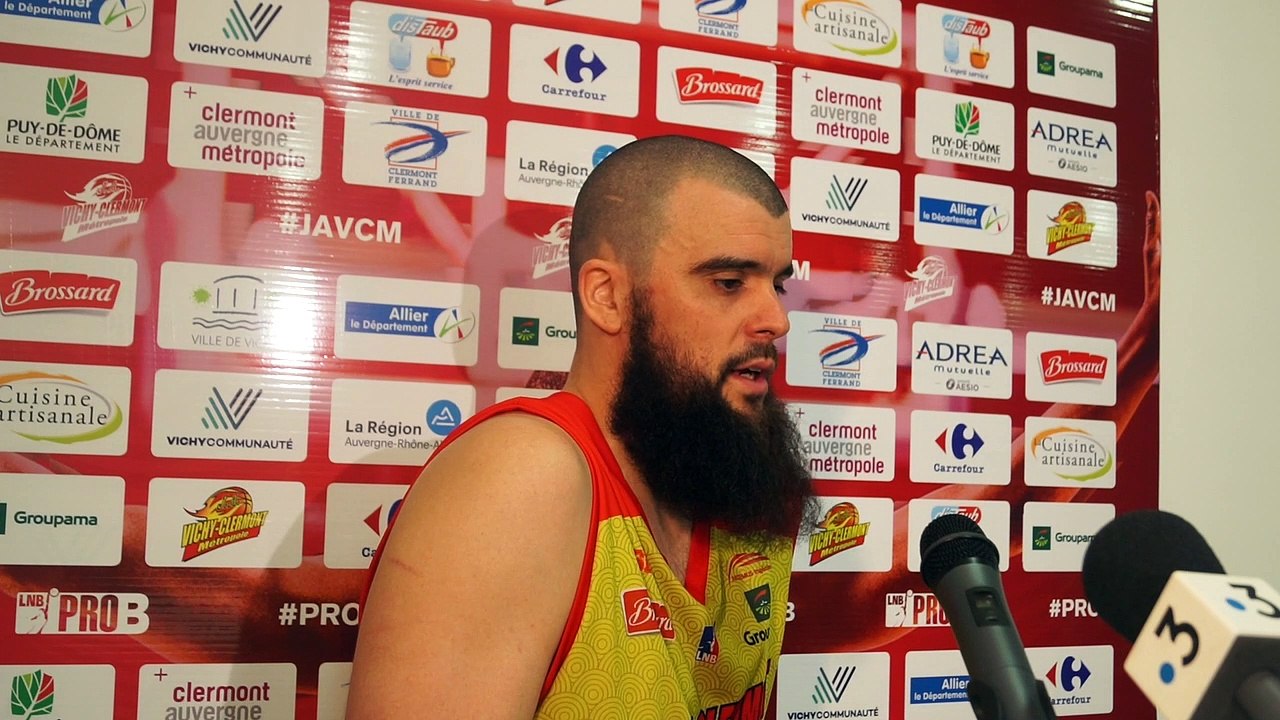 En conférence de presse : J.A.VCM / Gries-Oberhoffen (Pro B J30) 1/3
