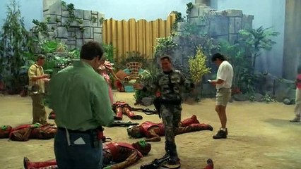 Stargate SG-1 [5x12] Wormhole X-Treme