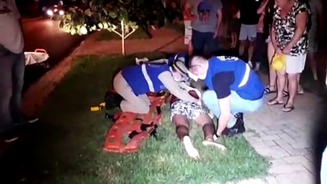 Forte colisão entre carro e moto é registrada no Bairro Coqueiral