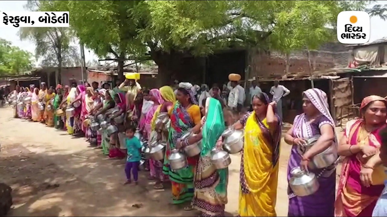 છોટા ઉદેપુરઃ પીઠી ચોળીને કન્યા પાણી ભરવા નીકળી,...