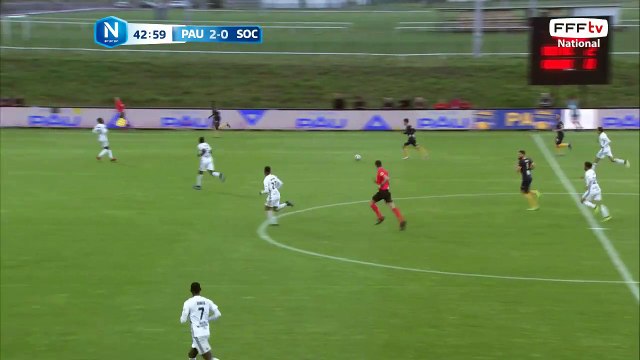 Enorme occasion de JARJU dans la surface mais sa frappe est contré par un défenseur de Cholet.