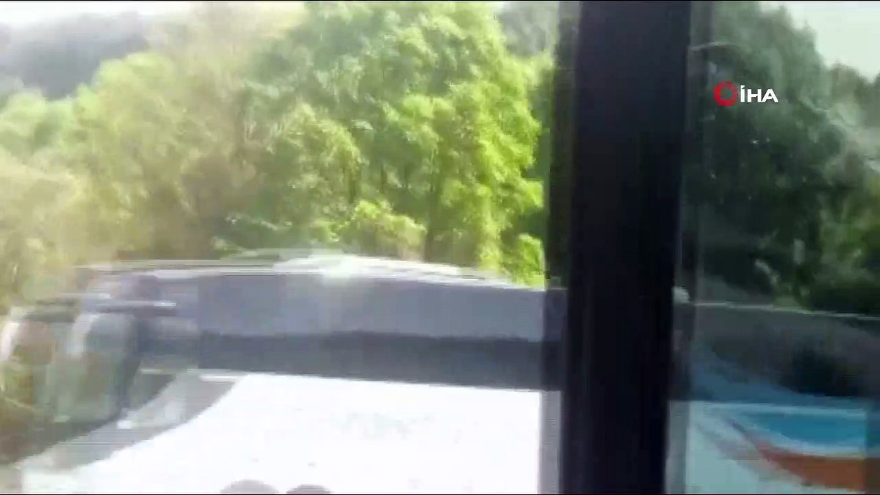 TEM otoyolu Kavacık mevkiinde ormanlık alanda yangın çıktı