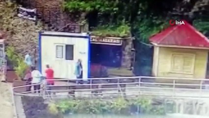 Dünyanın en uzun ikinci mağarasını sel vurdu