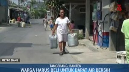 Kekeringan, Warga Tangerang Serbu Bantuan Air Bersih