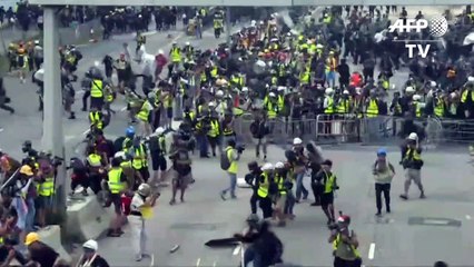 Nuevos enfrentamientos en Hong Kong entre manifestantes y policía