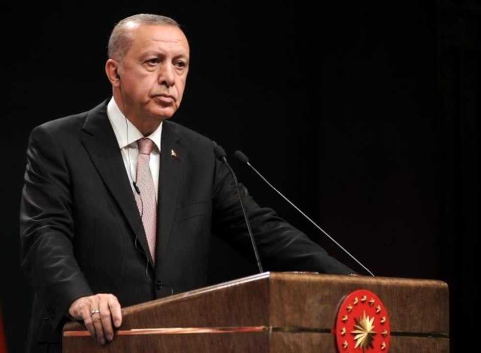 Cumhurbaşkanı Erdoğan, Emine Bulut'un acılı ailesini telefonla arayarak taziyelerini iletti