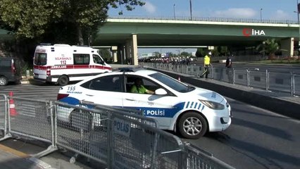 - Vatan Caddesi'nde 30 Ağustos provası