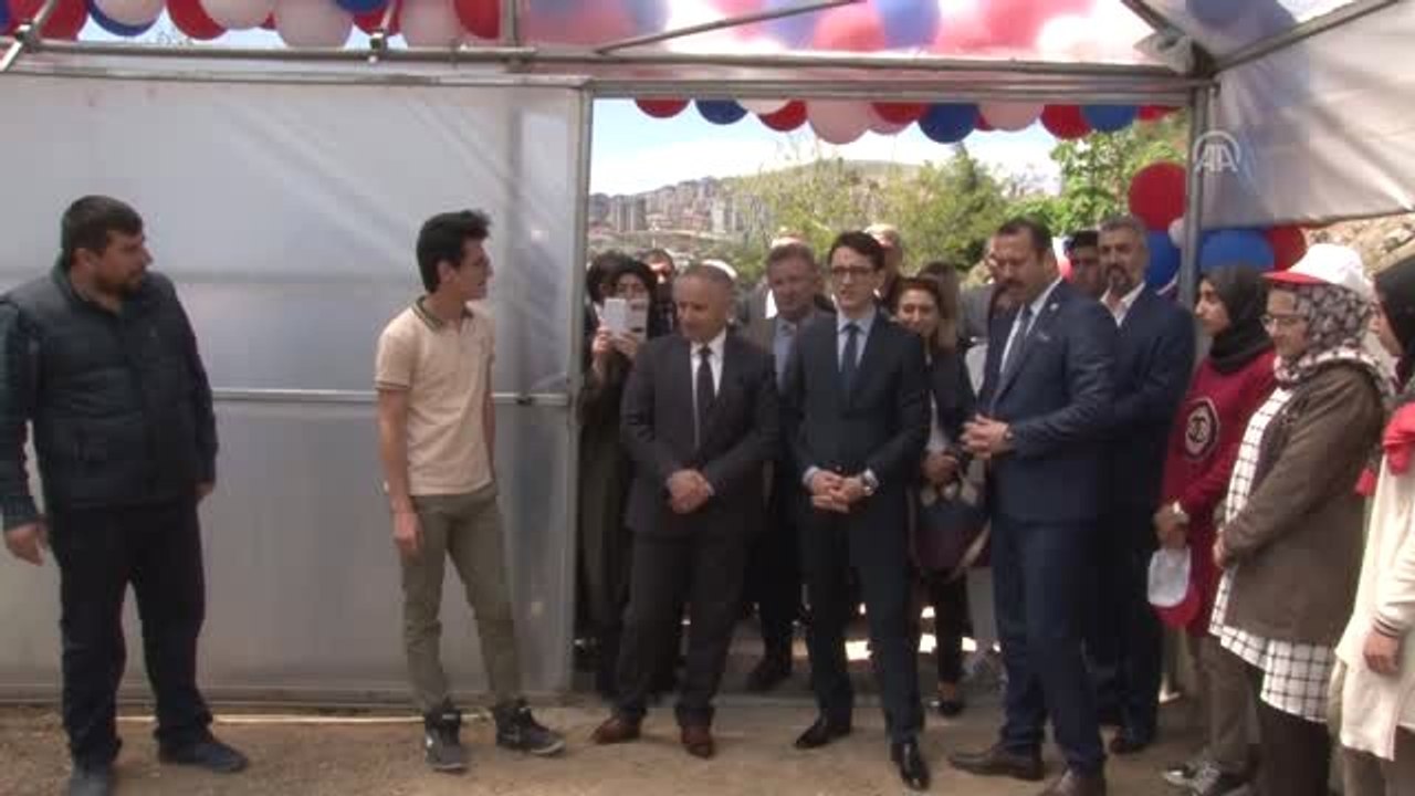 Elazığ'da Öğrencilere Seracılık Faaliyeti