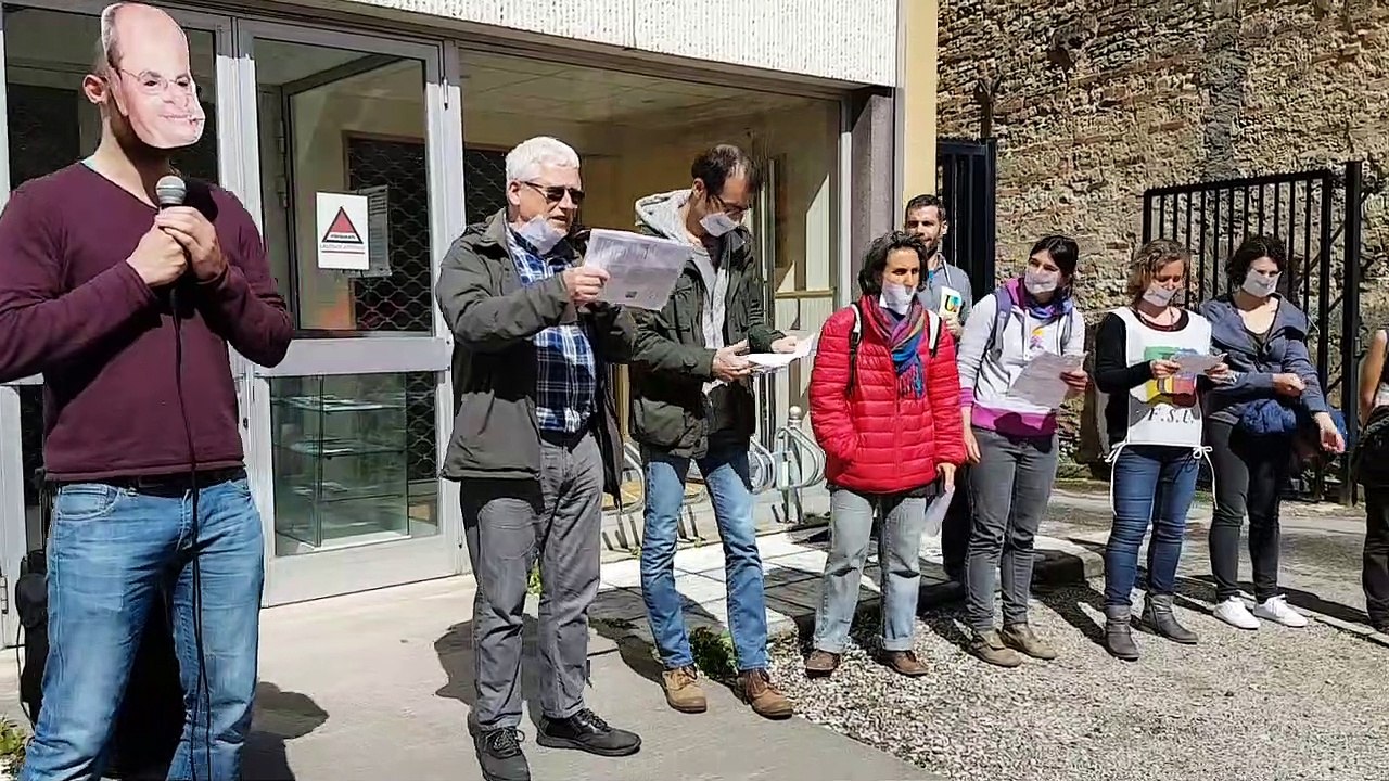 Manifestation des fonctionnaires de Bourg